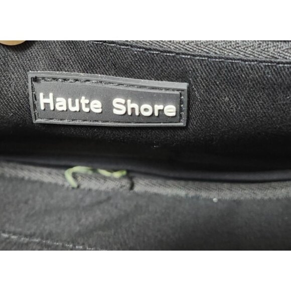 Haute Shore Drew Rise Compact Neoprene Crossbody Bag White Grey Camo - Picture 8 of 12